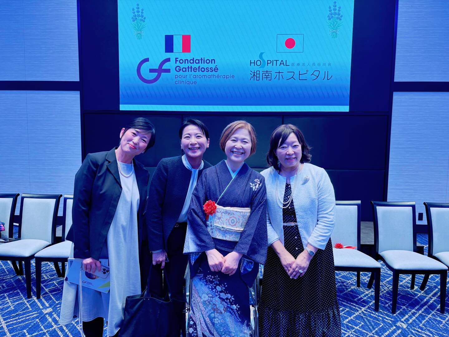 ルネ＝モーリス・ガットフォセ国際賞授賞式の佐藤玲子先生